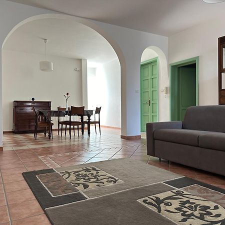 Palazzo Dei Pavoni Apartment Brindisi Exterior photo